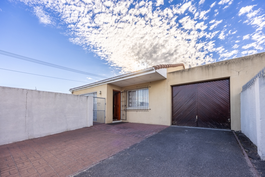 2 Bedroom Property for Sale in Rustdal Western Cape